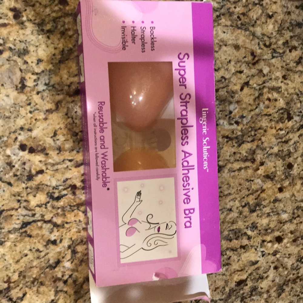 Strapless adhesive bra